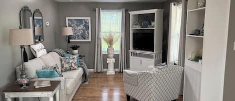 Smart TV, books