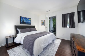 2 Schlafzimmer, Schreibtisch, Bügeleisen/Bügelbrett, kostenloses WLAN