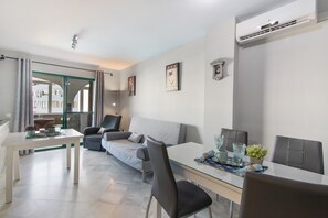 Interior - Apartment 'El Portil' with Shared Pool, Wi-Fi and Air Conditioning (El Portil)