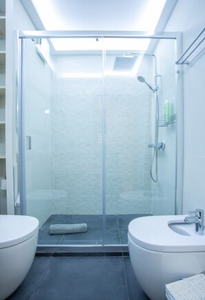 Bathroom | Hair dryer