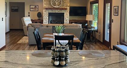 Fawn Ridge - Million Dollar Ozark Views!