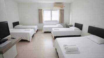 Familieværelse | Arbejdsområde til bærbare computere, gratis Wi-Fi