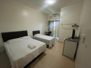 Laptop workspace, free WiFi - Hotel Royal - Rubiataba (Rubiataba)