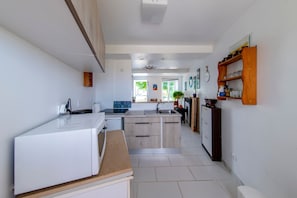 Fridge, microwave, coffee/tea maker, electric kettle