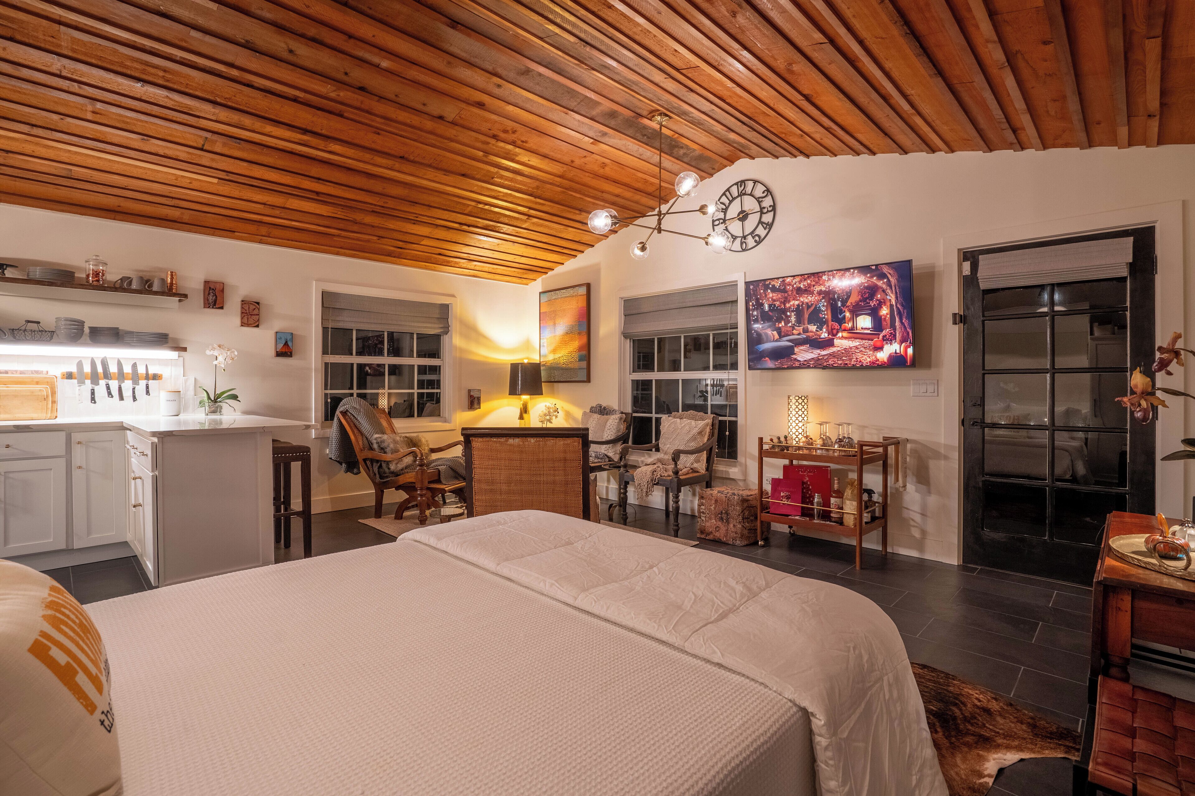 1 chambre, fer et planche à repasser, Wi-Fi, draps fournis