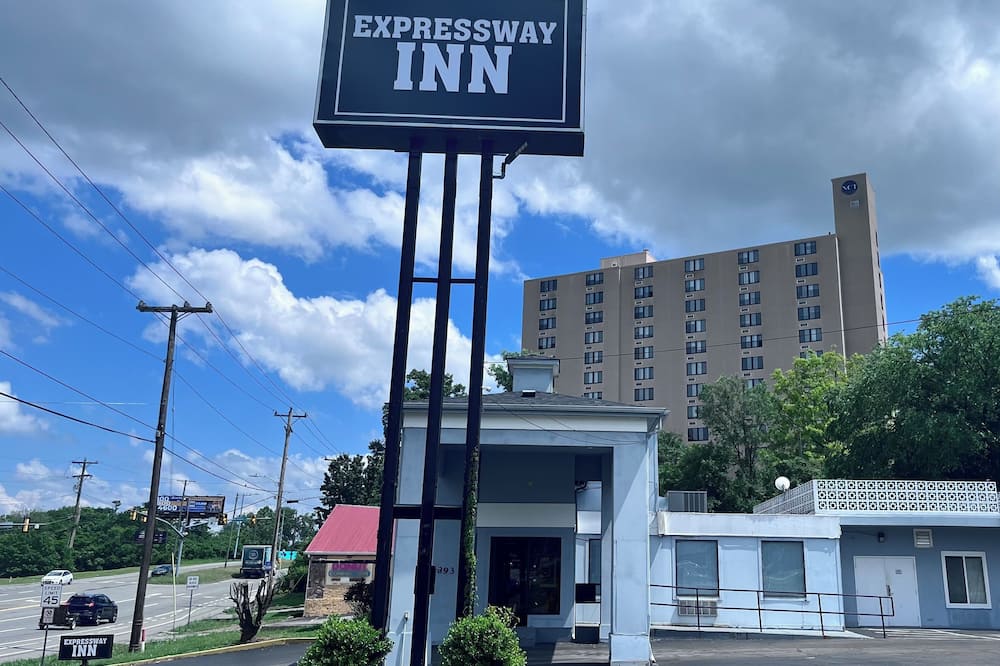 expressway inn
