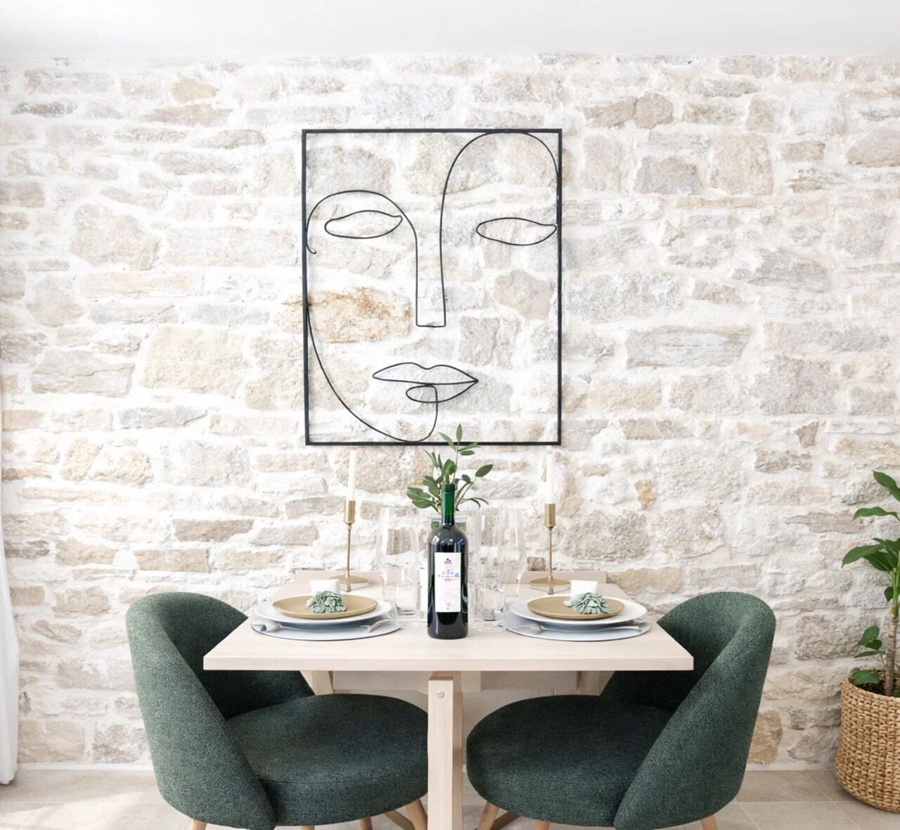 Studio Premium, vue cour intérieure | Coin séjour