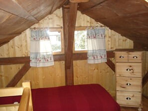 1 bedroom, iron/ironing board, WiFi