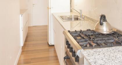 Modern and Spacious Apartment in a central location, Steps from the Sea
