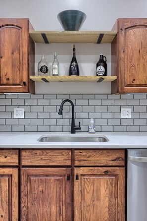 Interior - Charming Lancaster City Townhome, Quiet Street and Walkable Location (Lancaster)