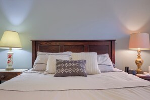 3 bedrooms, WiFi, bed sheets
