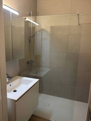 Apartment | 2 bedrooms, Internet - Cozy Central Apartment Near Beach in Middelkerke (Middelkerke)