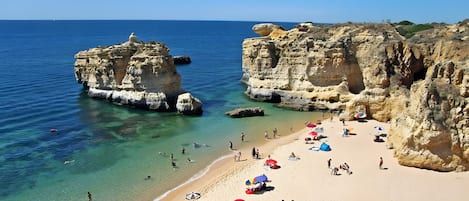 Playa en los alrededores