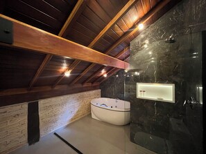 Bañera de hidromasaje