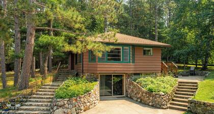 A Central Lakehouse for All-Season Adventures
