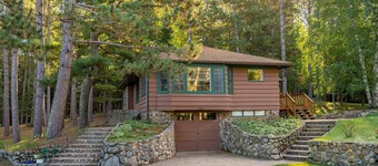 A Central Lakehouse for All-Season Adventures