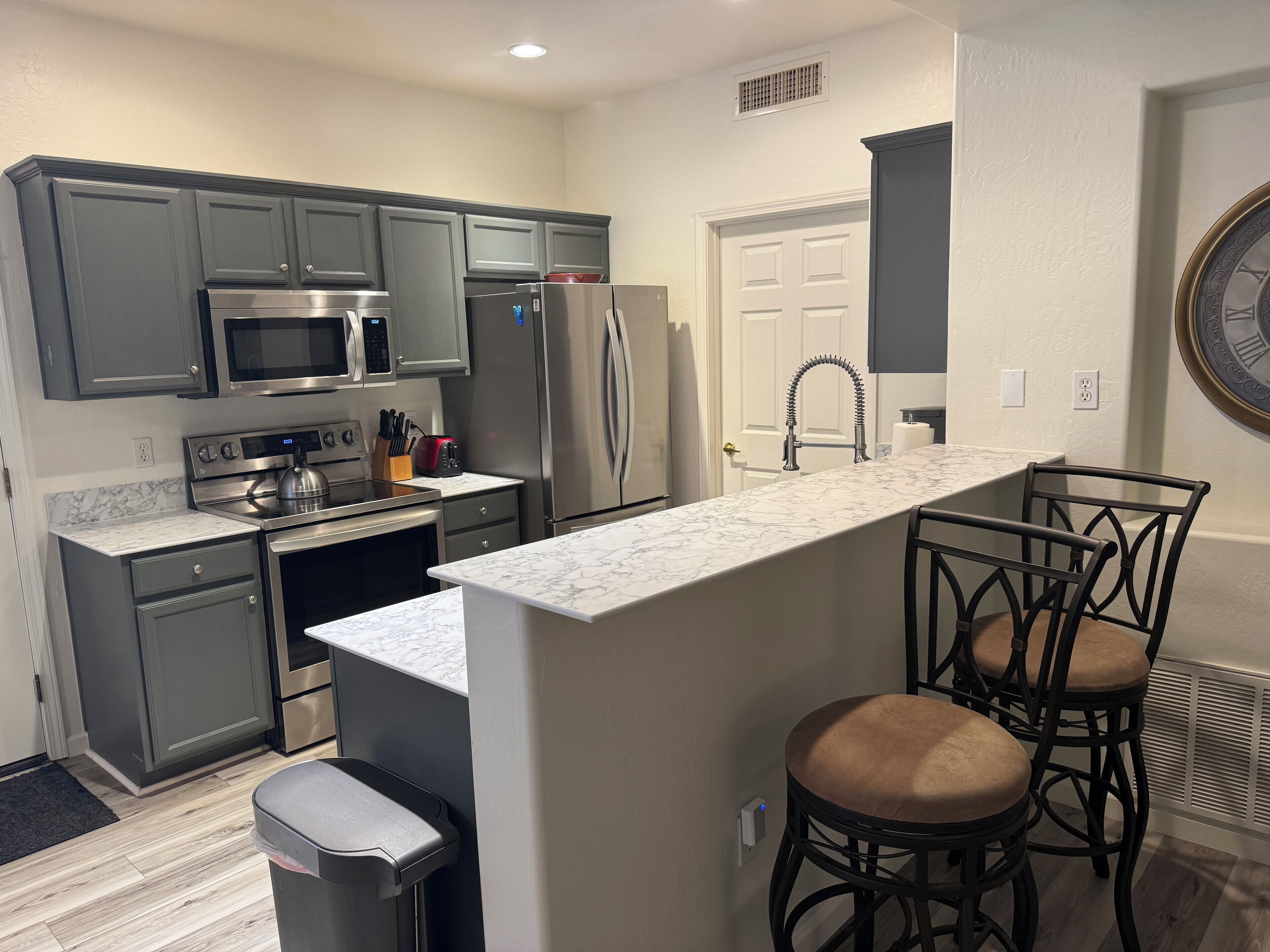 Microwave, oven, stovetop, dishwasher