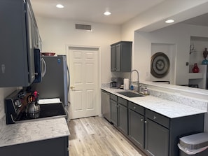 Microwave, oven, stovetop, dishwasher