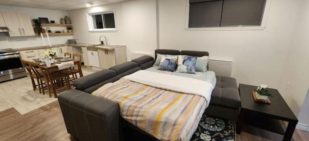 1 chambre, bureau, fer et planche à repasser, Wi-Fi gratuit