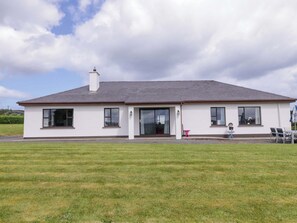 Exterior - Ard Na Mara (Portahack)