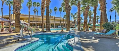 Outdoor pool, a heated pool