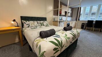 1 bedroom, iron/ironing board, WiFi, bed sheets