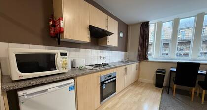 Private Self-Contained Studio - Central Lancaster