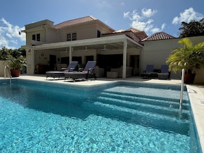 Outdoor pool - Jack's Place - by Zenbreak (Mullins)
