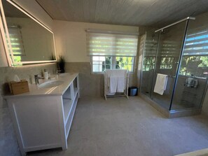 House, 4 Bedrooms, Private Pool, Garden View | Bilik Mandi