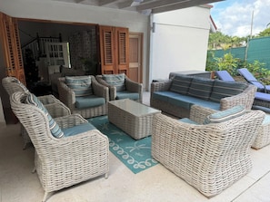 Terrace/patio - Jack's Place - by Zenbreak (Mullins)