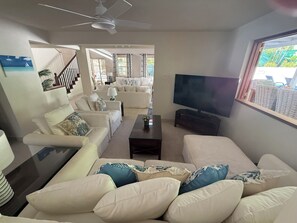 House, 4 Bedrooms, Private Pool, Garden View | Living room - Jack's Place - by Zenbreak (Mullins)