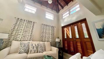 Maison, 3 chambres, piscine privée, vue jardin | Salle de séjour