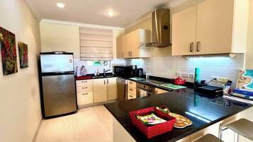 公寓, 2 間臥室, 露台, 花園景 | 內部