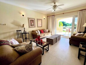 Apartment, 2 Bedrooms, Balcony, Garden View | Living room - Island Time El Sol - 2bd By Zenbreak (Durants)