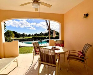 Appartement, 2 chambres, balcon, vue jardin | Restauration extérieure