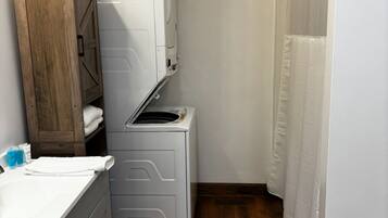 Towels, soap, shampoo, toilet paper