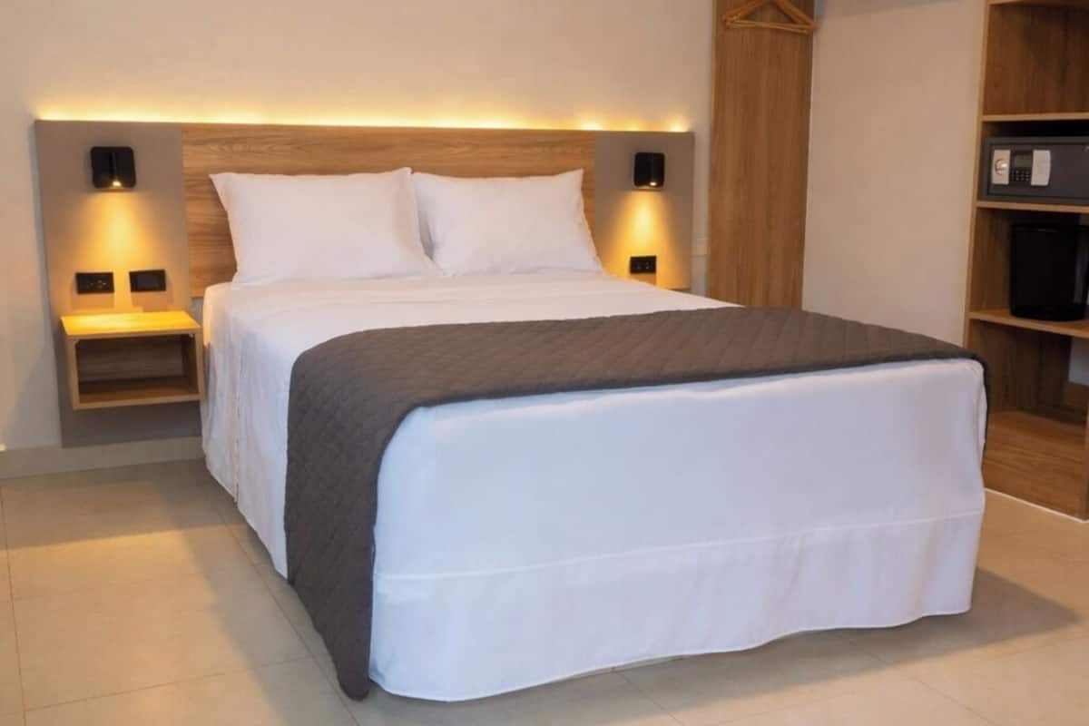 Deluxe Double Room | In-room safe, desk, laptop workspace, blackout drapes