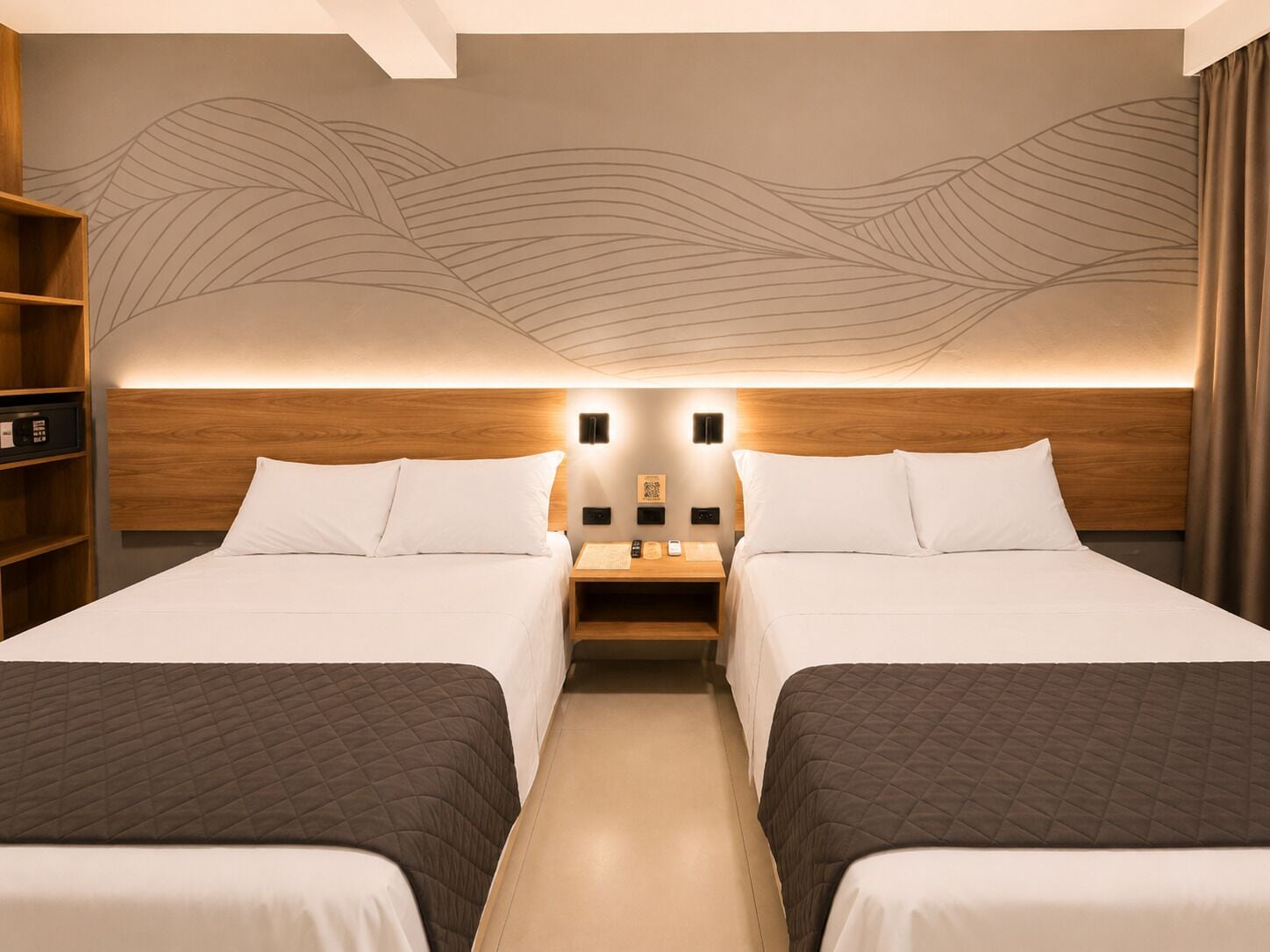 Superior Twin Room | In-room safe, desk, laptop workspace, blackout drapes