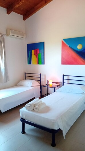 2 habitaciones, wifi gratis y ropa de cama 