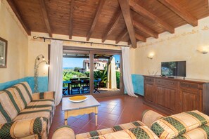 TV - Villa Mariluce - Punta De Su Tur... (Punta de su turrione)