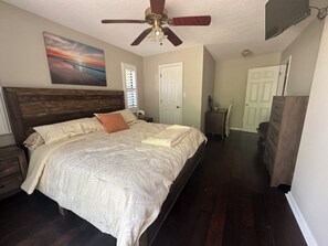 2 Schlafzimmer, Bügeleisen/Bügelbrett, WLAN, Bettwäsche