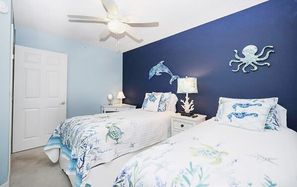 Condo, 1 King Bed with Sofa bed (Islander Beach Resort 2002) | 2 bedrooms