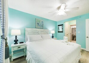 คอนโด, เตียงคิงไซส์ 1 เตียง และโซฟาเบด (Islander Beach Resort 2002) | 2 ห้องนอน