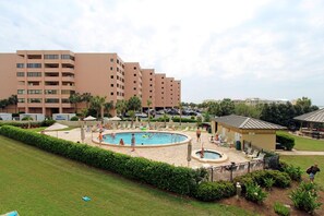 Condo, 1 King Bed with Sofa bed (Islander Beach Resort 2002) | Pool