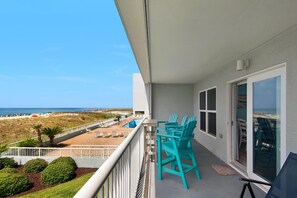 คอนโด, เตียงคิงไซส์ 1 เตียง และโซฟาเบด (Islander Beach Resort 2002) | บริเวณที่พัก