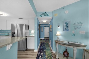 Kondominium, 1 Tempat Tidur King dengan tempat tidur Sofa (Islander Beach Resort 2002) | Interior