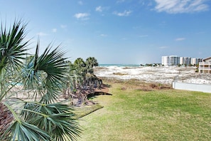 Condo, 1 giường cỡ king và sofa giường (Islander Beach Resort 2002) | Khuôn viên nơi lưu trú