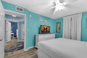 คอนโด, เตียงคิงไซส์ 1 เตียง และโซฟาเบด (Islander Beach Resort 2002) | 2 ห้องนอน