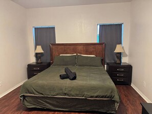 5 chambres, fer et planche à repasser, Wi-Fi