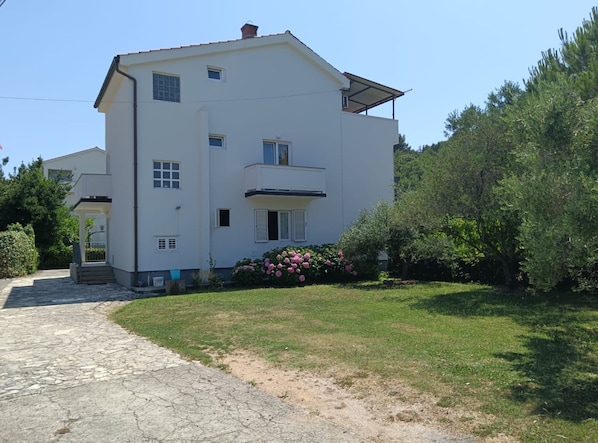 Apartment (Two Bedroom Apartment with Terrace) | Aussenbereich